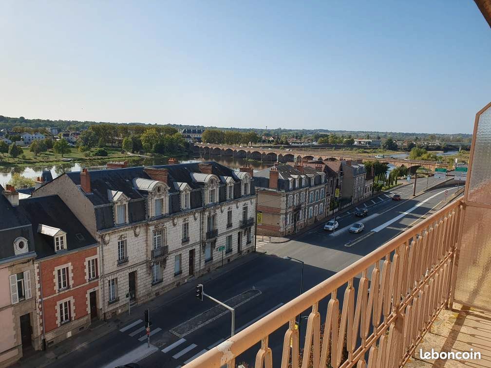 Appartement 3 pièces 51 m² · à Moulins · 51 m² · 695 €/mois