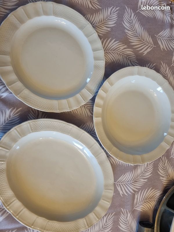 Plats en porcelaine de Limoges (image 1)