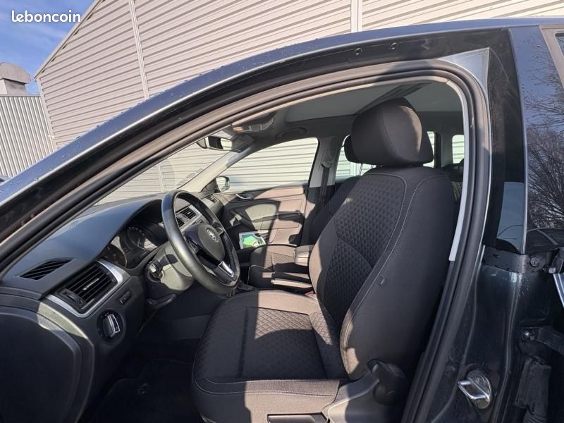 Skoda Rapid Spaceback 1.4 TSI 125ch Drive DSG (image 12)