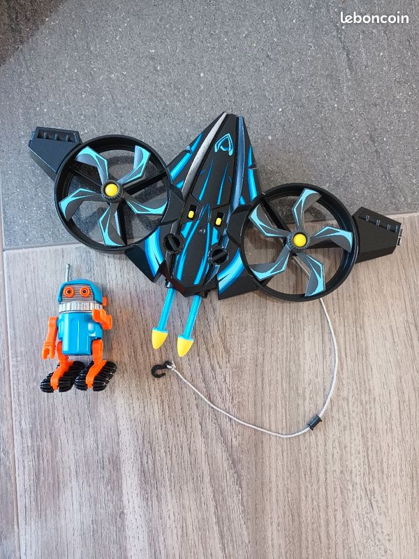 Playmobil 70071 drone avec robotitron (image 2)