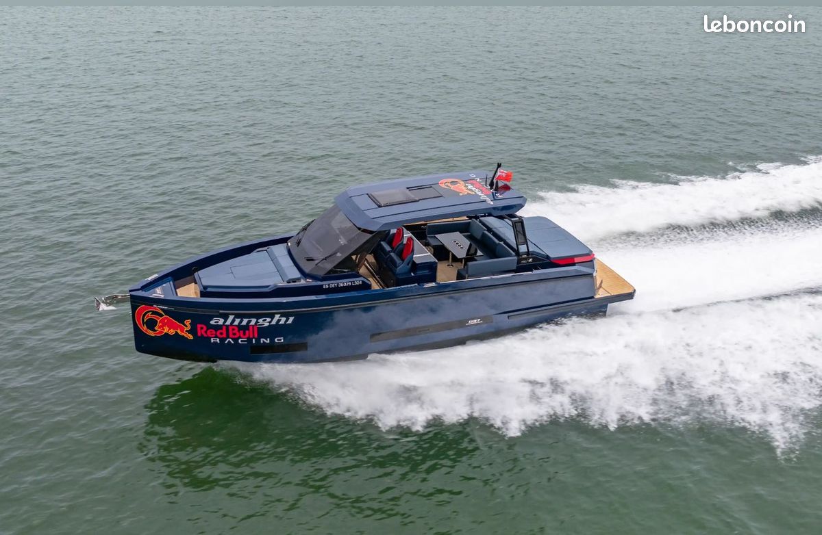 De Antonio Yachts D37 Alinghi Red Bull Racing (image 1)