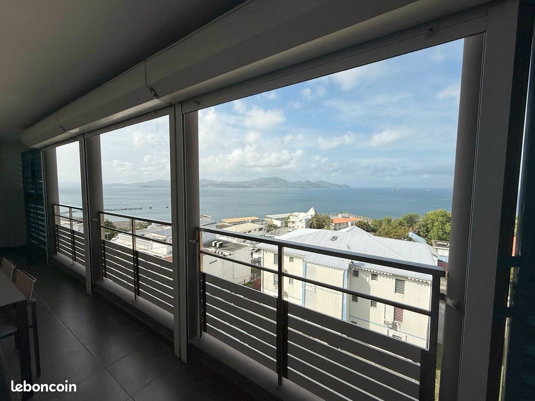 Appartement 3 pièces 138 m² · à Fort-de-France · 138 m² · 2 400 €/mois