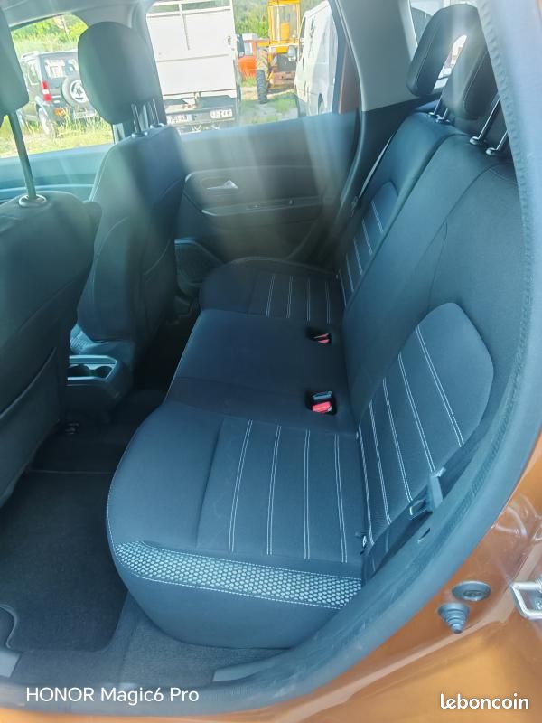 Dacia Duster 1.5 BLUE DCI 115CH PRESTIGE 4X2 (image 8)