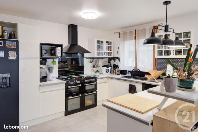 Maison 5 pièces 130 m²