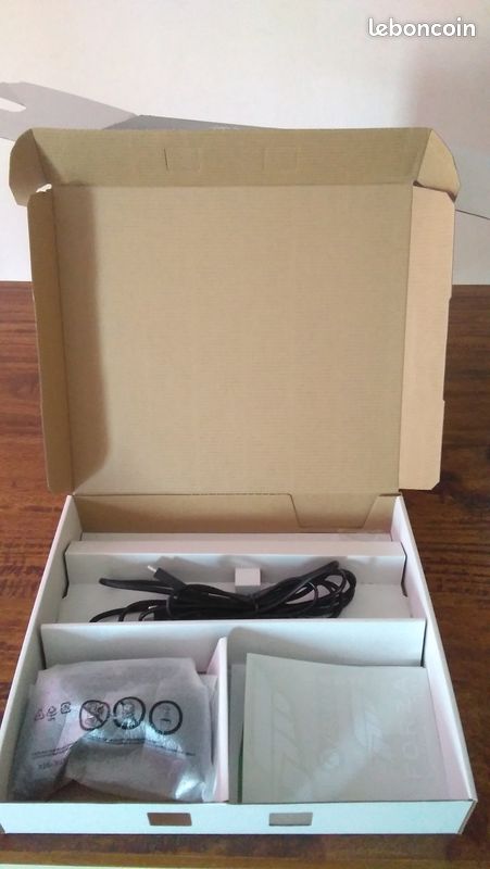 X box one édition Forza Motorsport 6 1 TB/To + Manette de l'édition (image 1)