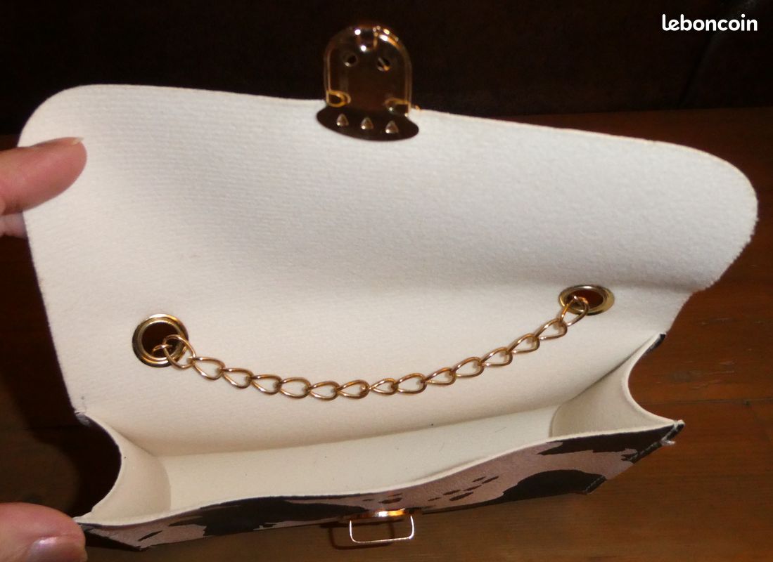 Sac à main et ceinture thème vache (image 5)