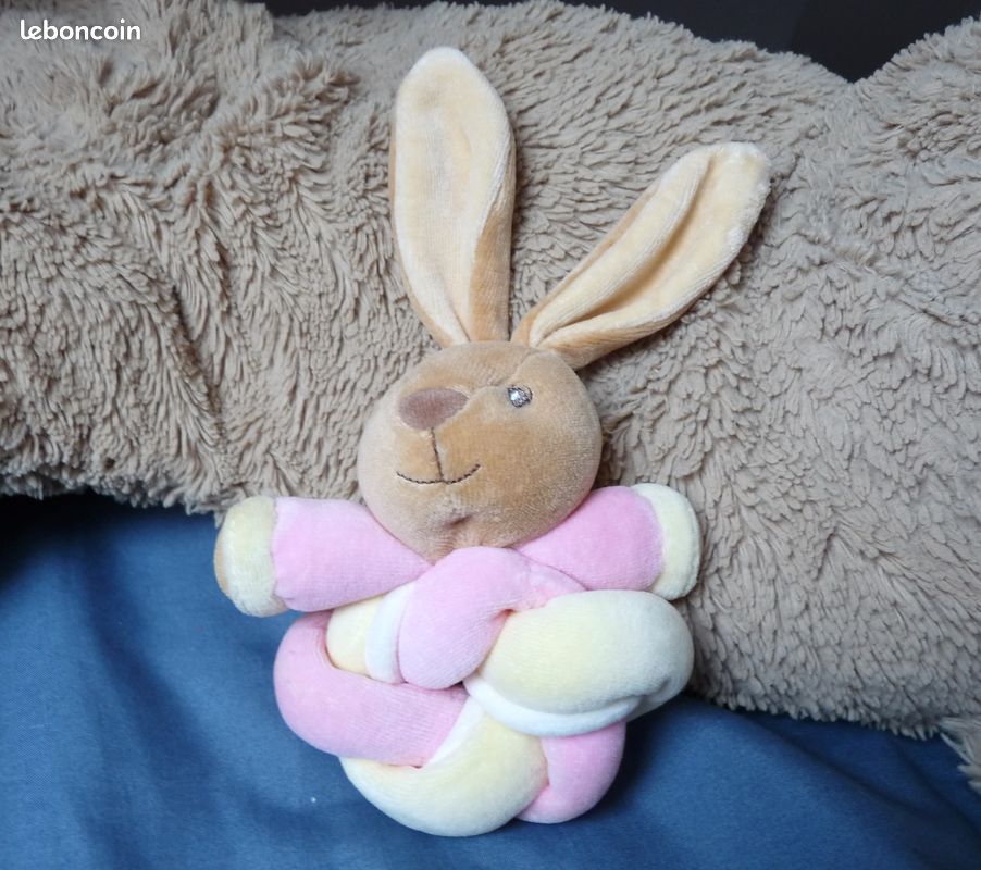 Doudou lapin rose, peluches (paris), tapis éveil avec arceau (image 2)