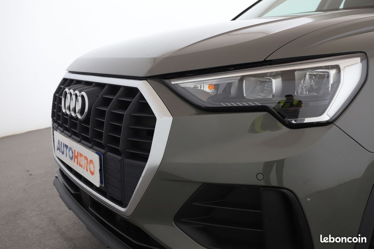 Audi Q3 35 TFSI Design S Tronic 7 150 ch (image 22)