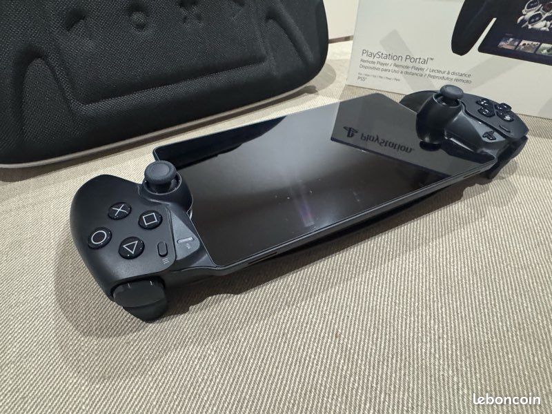 PlayStation Portal Midnight Black (image 3)