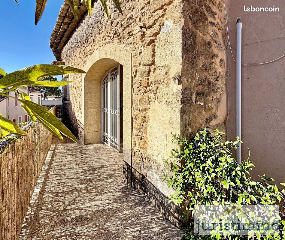 Maison 5 pièces 91 m² · à Sérignan-du-Comtat · 91 m² · 182 000 €