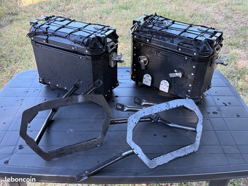 Valises moto 2x 30L (image 1)