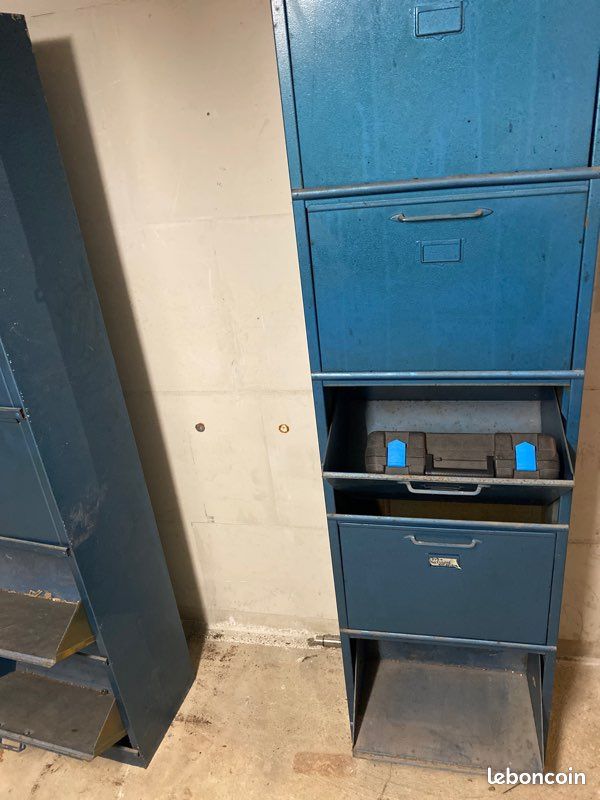 Armoire casier à bascule industriel (image 4)