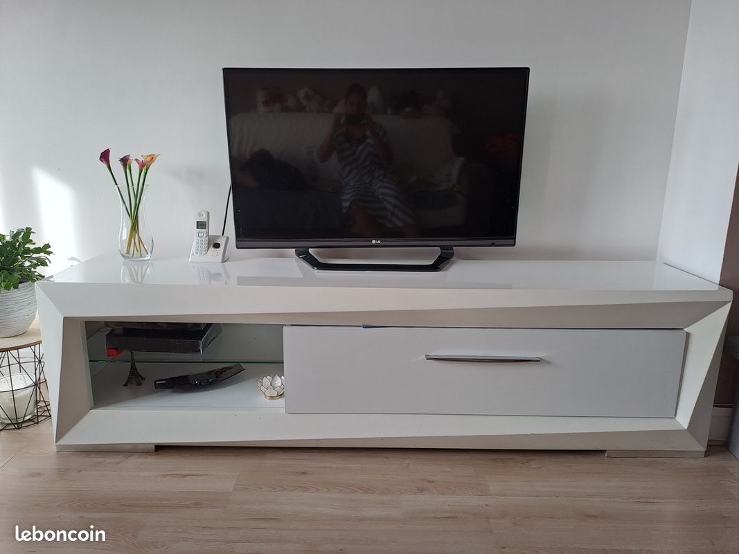 Meuble télé blanc laqué (image 1)