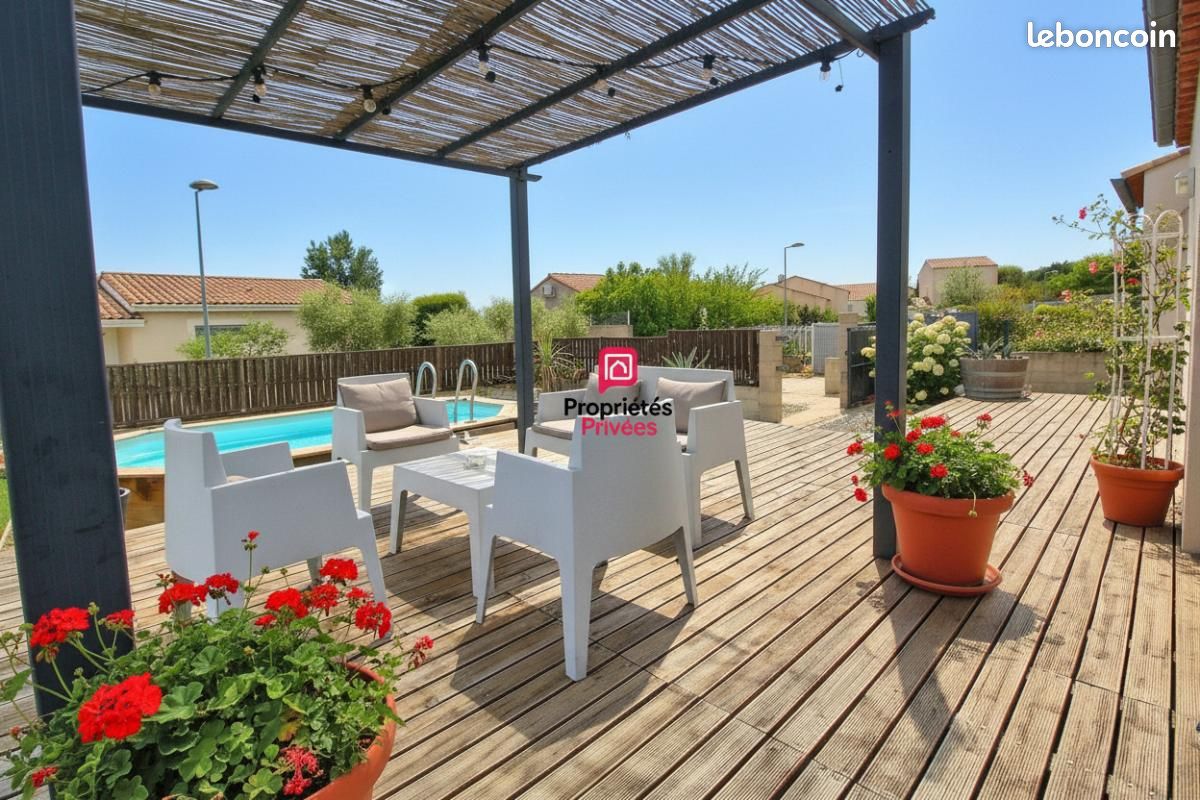 Maison 5 pièces 92 m² · à Vacquières · 92 m² · 300 000 €