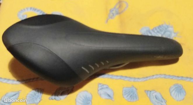 Selle Fizik Wing Flex Blanche – Modèle Arione – Carbone – Vintage Japon Années 90 – Occasion