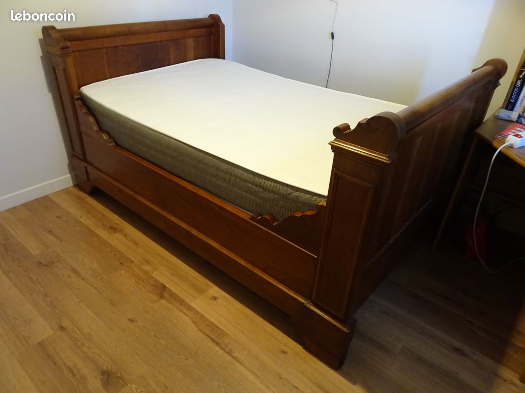 Lit en bois massif (châtaignier Limousin) + sommier + matelas + draps (image 1)