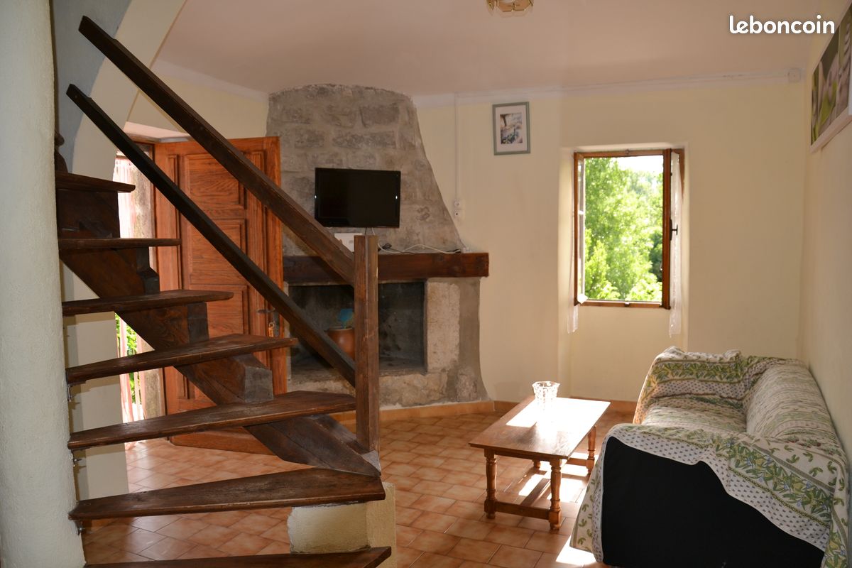 Sud Ardèche Berrias, gîte classé deux étoiles avec jardin clos privatif (image 3)