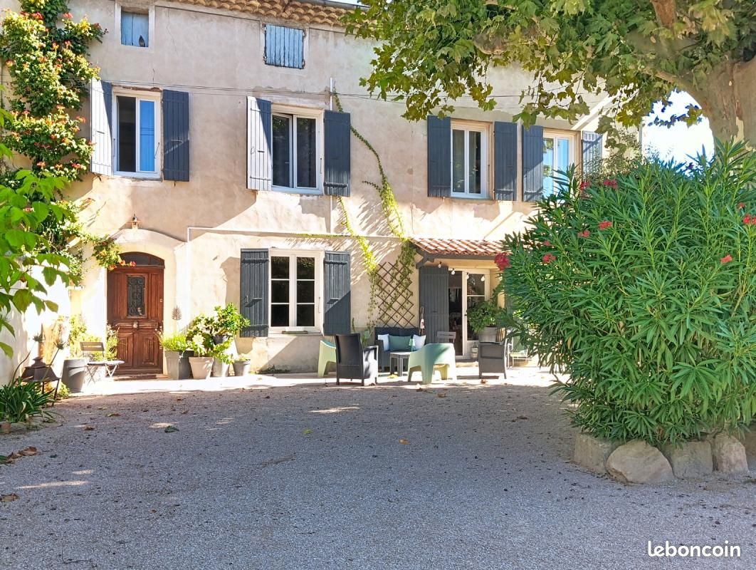 Maison 6 pièces 197 m² · à Jonquières · 197 m² · 423 000 €
