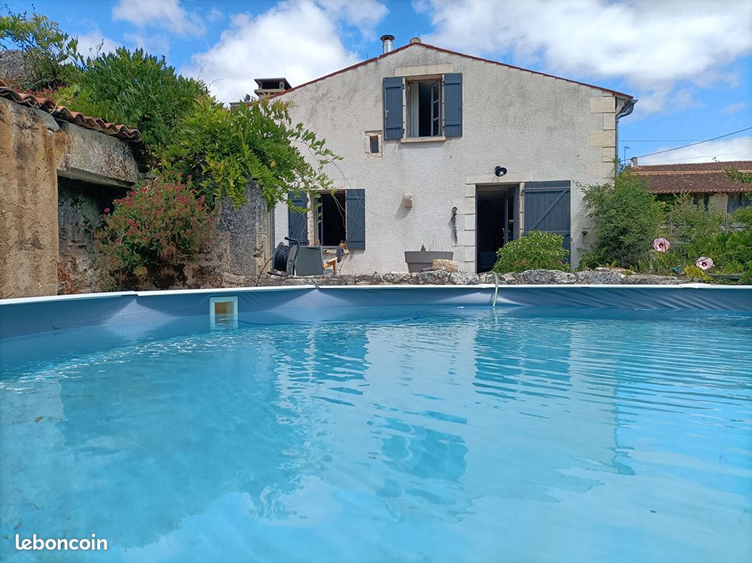 Maison 4 pièces 133 m² · à Bords · 133 m² · 225 500 €