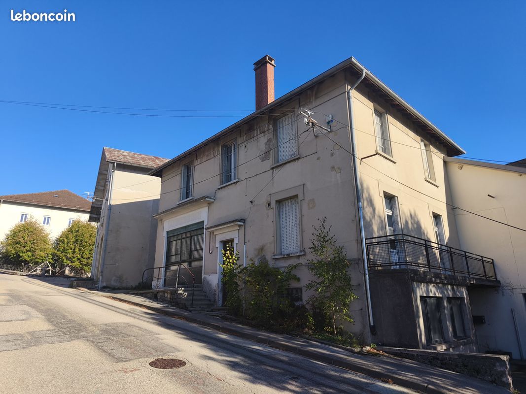 Maison 6 pièces 160 m² · à Plateau d'Hauteville · 160 m² · 81 000 €