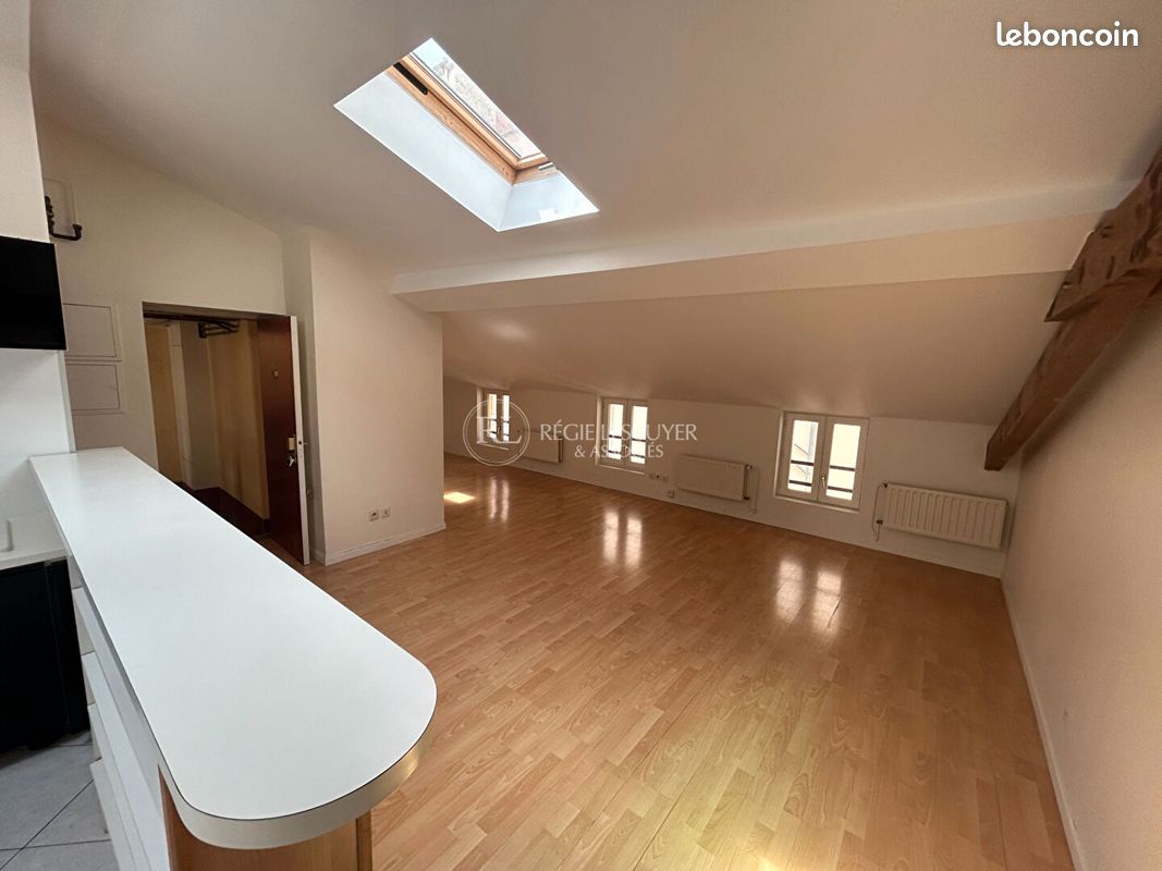 Appartement 4 pièces 83 m² · à Lyon 6ème Arrondissement · 82,5 m² · 1 160 €/mois