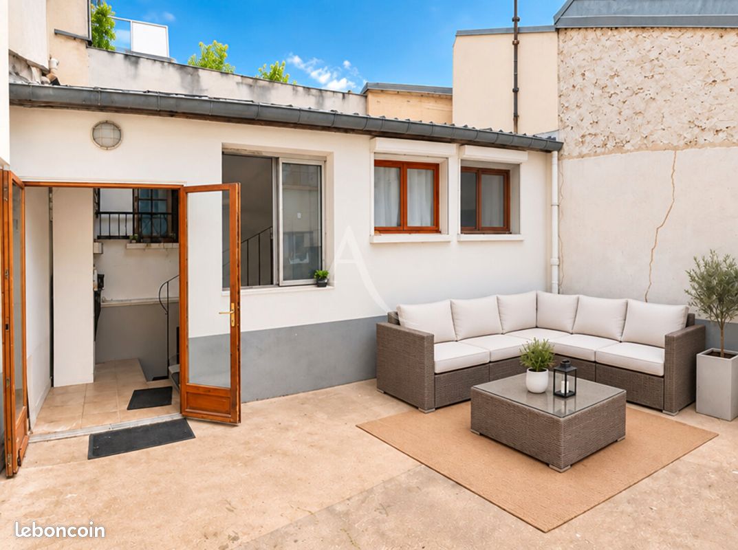 Maison 3 pièces 53 m² · à Paris · 53 m² · 588 000 €