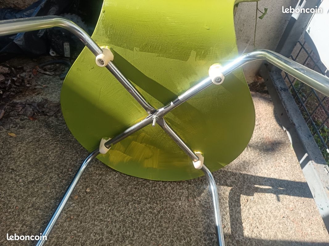 Chaise verte (image 2)
