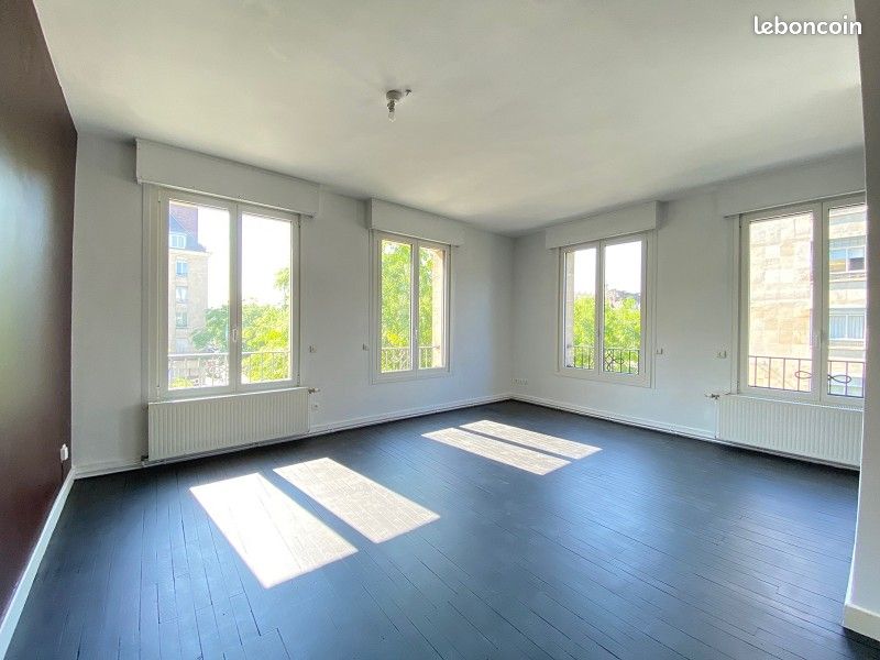 Appartement 3 pièces 86 m² · à Valenciennes · 86 m² · 850 €
