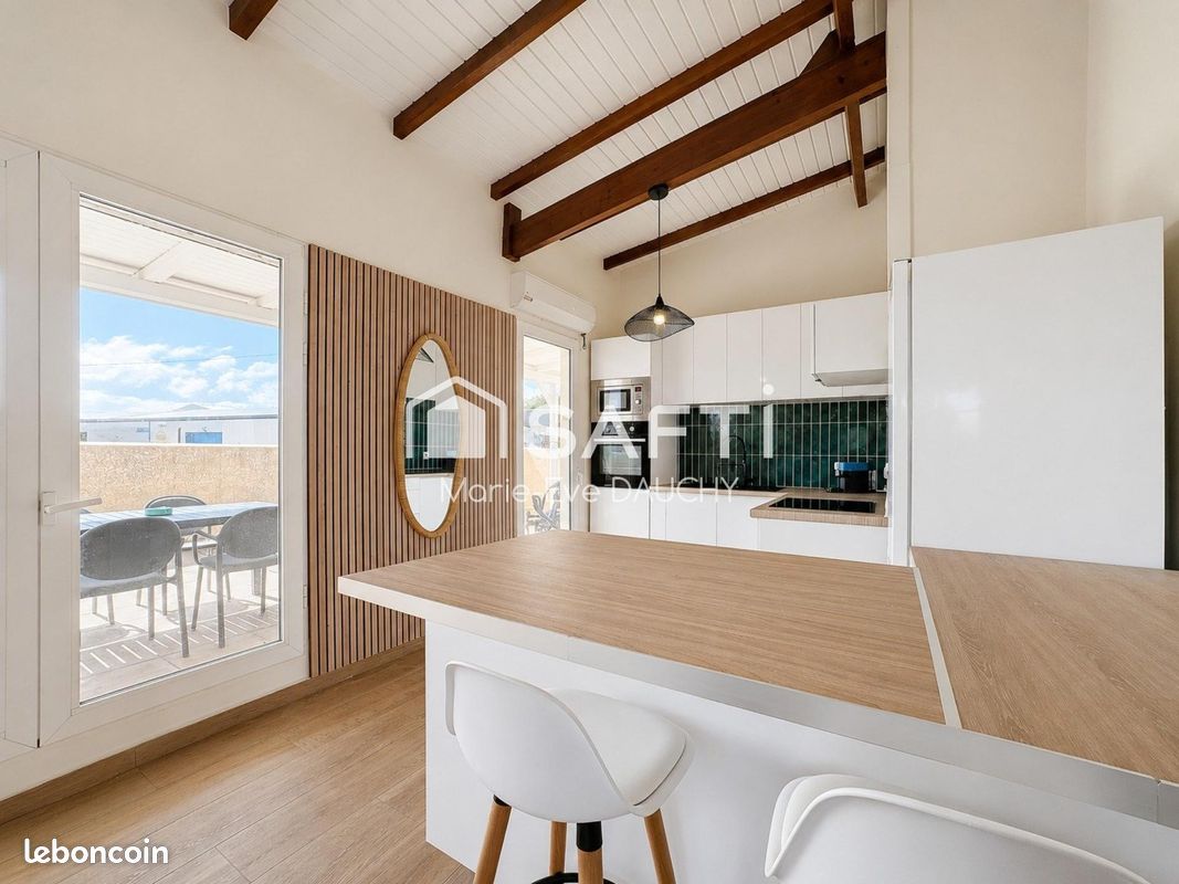 Appartement 3 pièces 80 m² · à Baie-Mahault · 80 m² · 1 400 €
