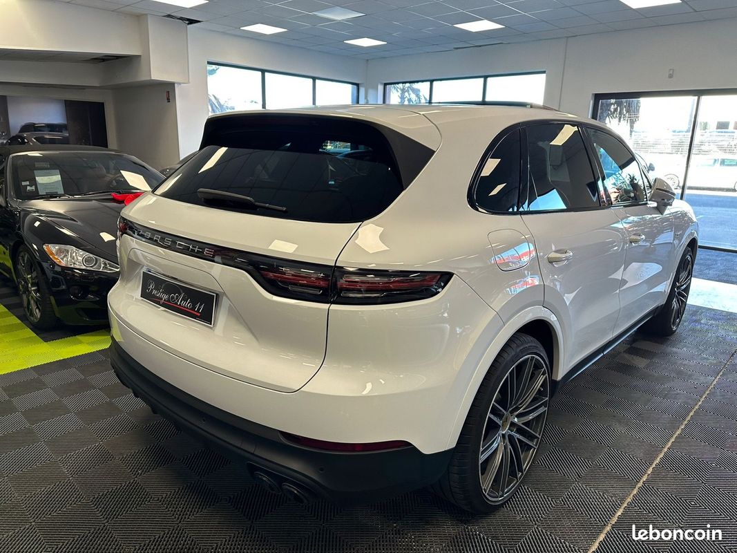 Porsche CAYENNE E-hybrid 462 CV Toit ouvrant BOSE Soft Close Attelage (image 14)