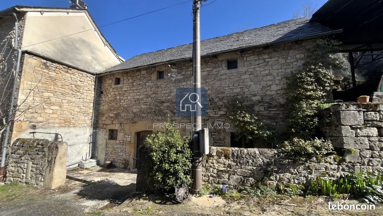Grange 2 pièces 128 m²