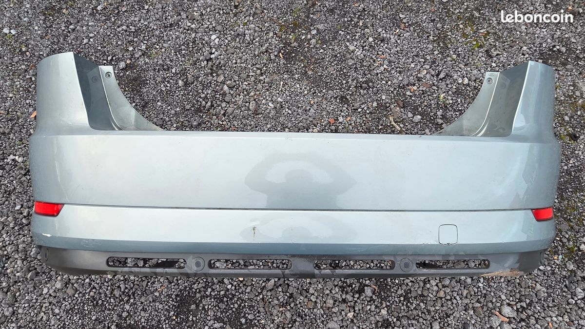 Pare-choc arrière Ford Mondeo 2009 (image 1)