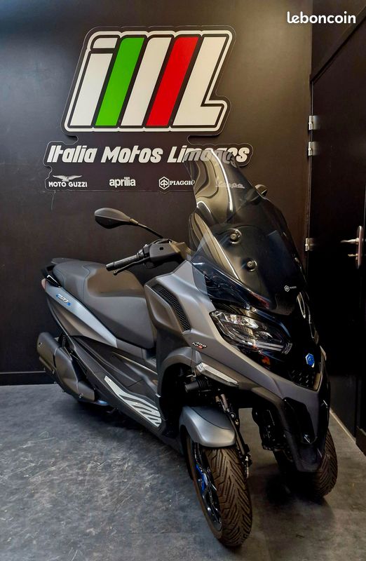 Piaggio MP3 400 Hpe (image 1)
