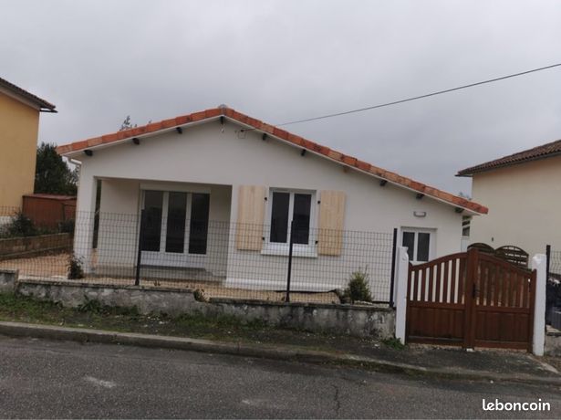 Maison avec jardin ( st cybard)