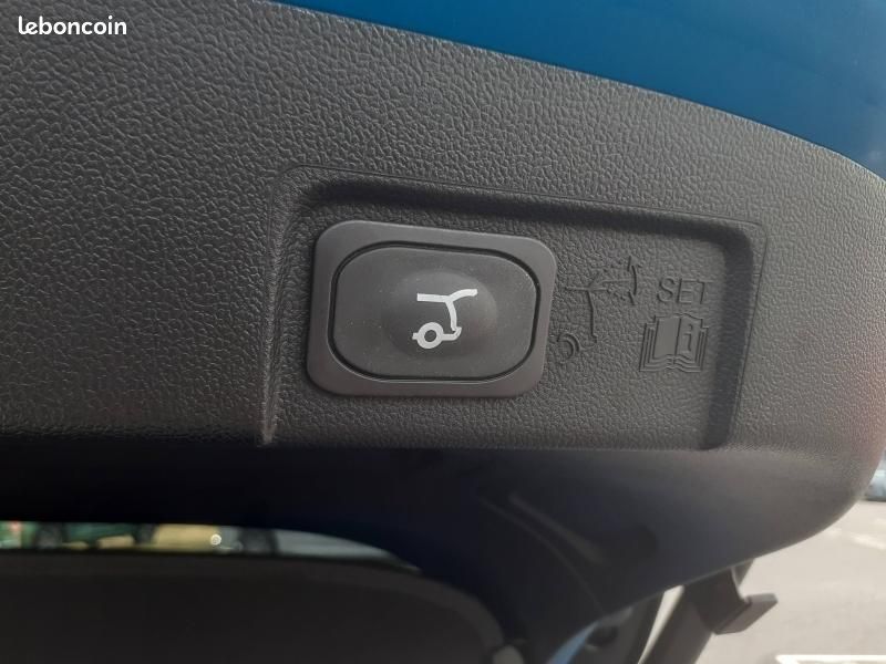Ford Puma 1.0 EcoBoost Hybrid 125ch ST-Line S&S Powershift (image 12)