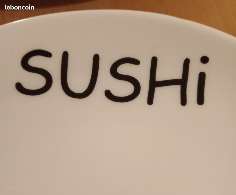 Assiettes ou présentoirs à sushi (image 10)