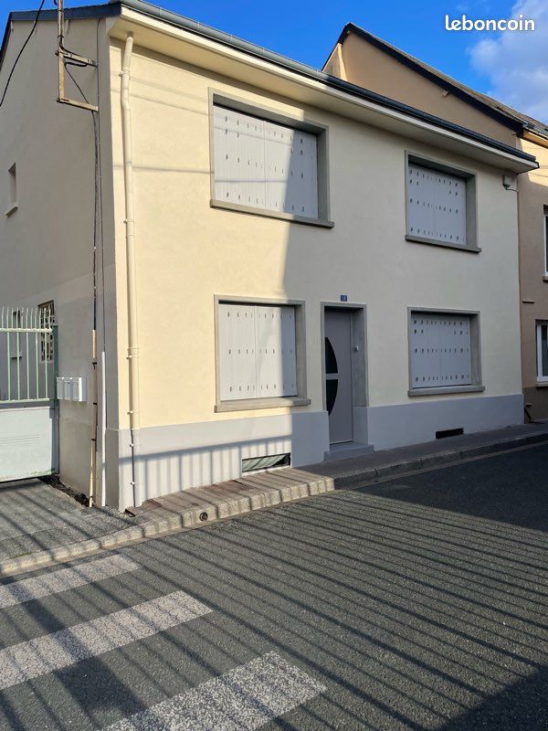 Maison 7 pièces 140 m² · à Châteauroux · 140 m² · 1 050 €/mois