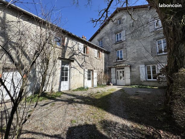 Maison 9 pièces 220 m²