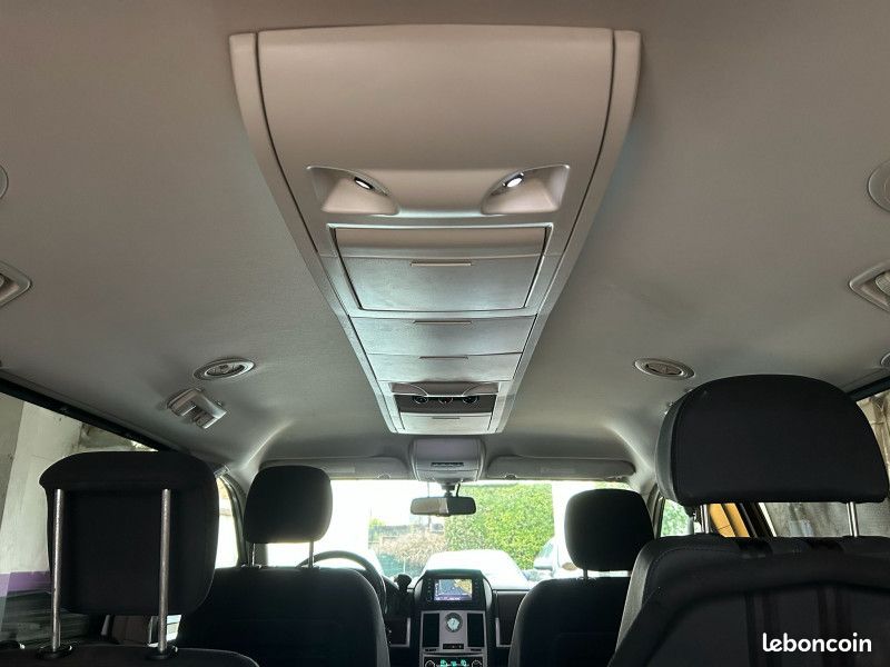 Chrysler GRAND VOYAGER 2.8 CRD TOURING BA (image 25)