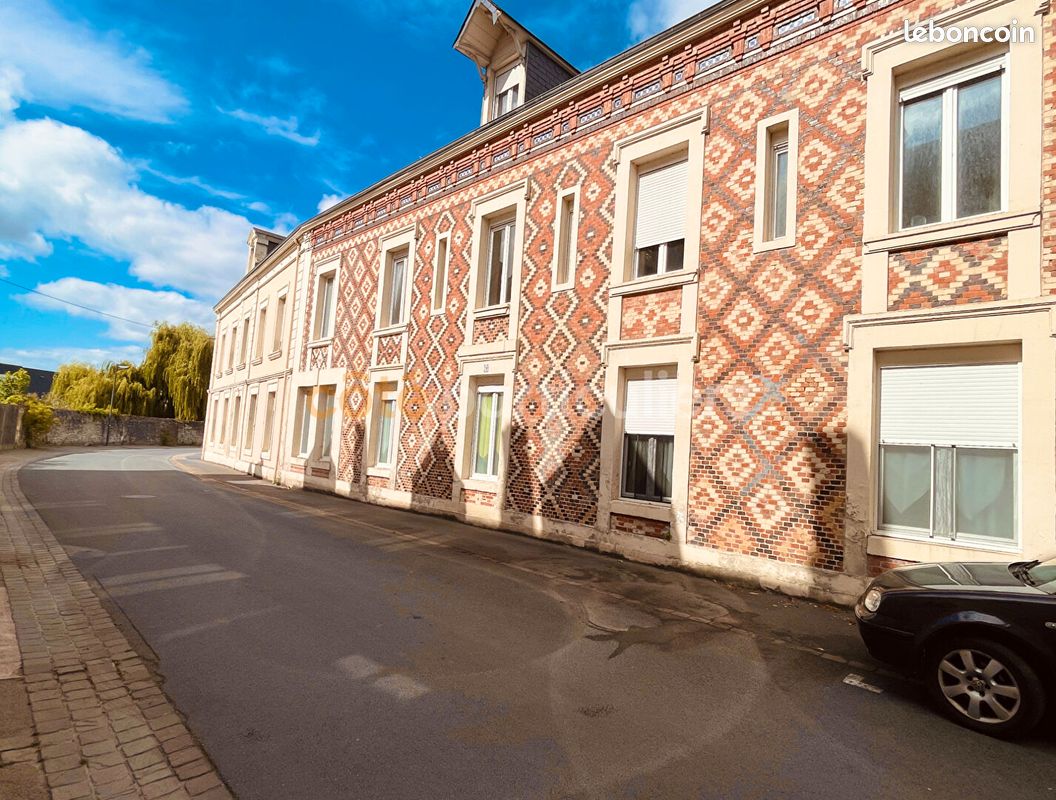 Immeuble 1 pièce 1 m² · à Isigny-sur-Mer · 1 m² · 672 750 €