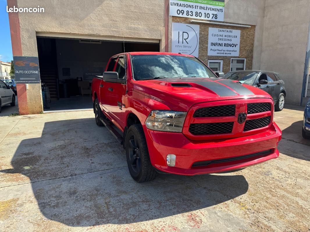 Dodge Ram 1500 Classic 5.7 hemi 4X4 TVA recuperable (image 2)