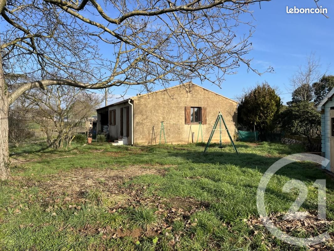 Appartement 2 pièces 53 m² · à Saint-Maximin-la-Sainte-Baume · 53 m² · 740 €/mois