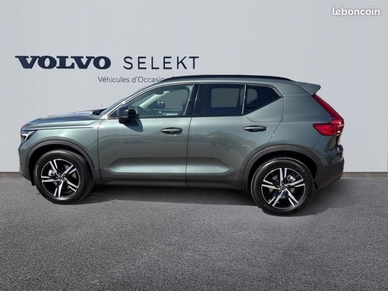 Volvo XC40 B3 163ch Plus DCT 7 (image 2)