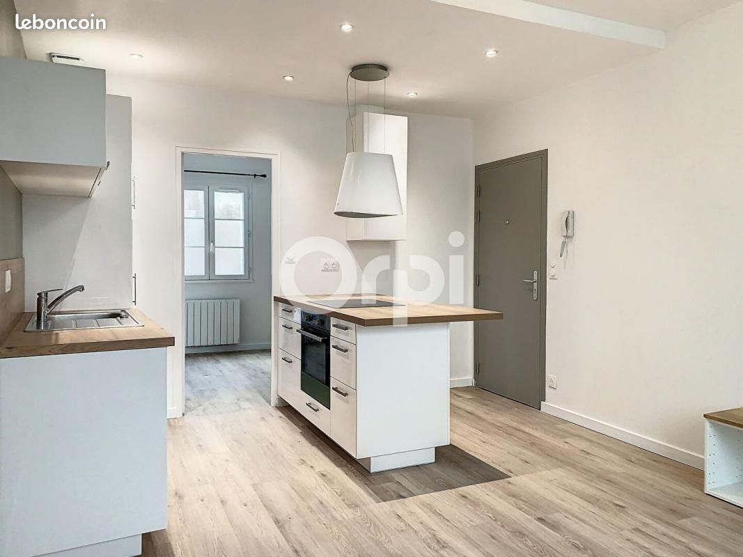 Appartement 2 pièces 32 m² · à Orléans · 32 m² · 574 €/mois