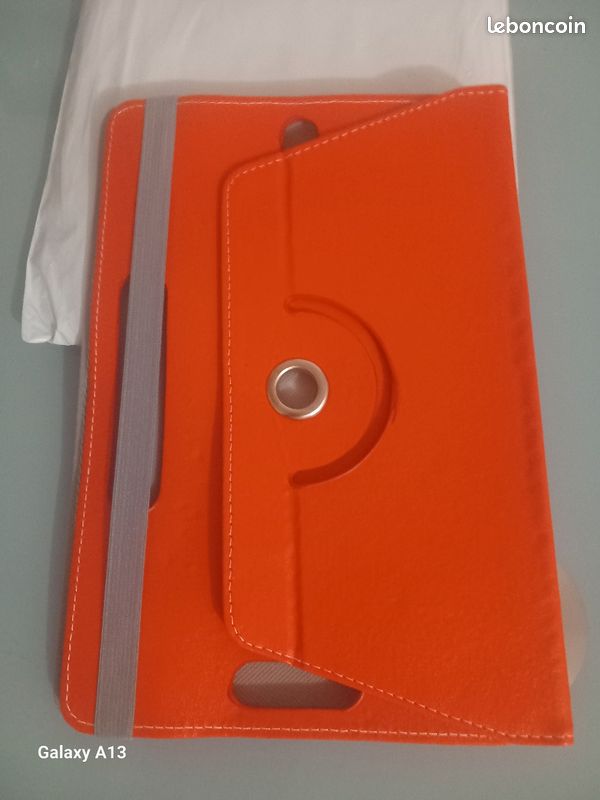 Coque De Protection Pour Tablette - Dimensions Intérieures 23 X 18 Cm - Neuf Jamais Utilisé
