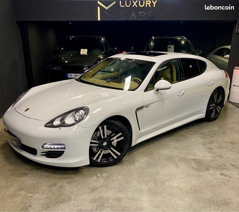 Porsche panamera 3.0 l v6 250 ch (image 1)