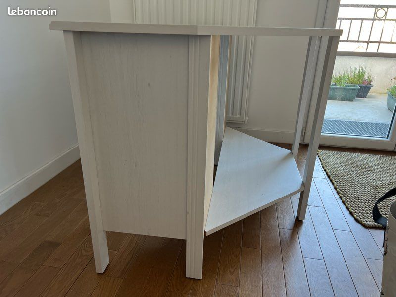 Bureau (image 4)