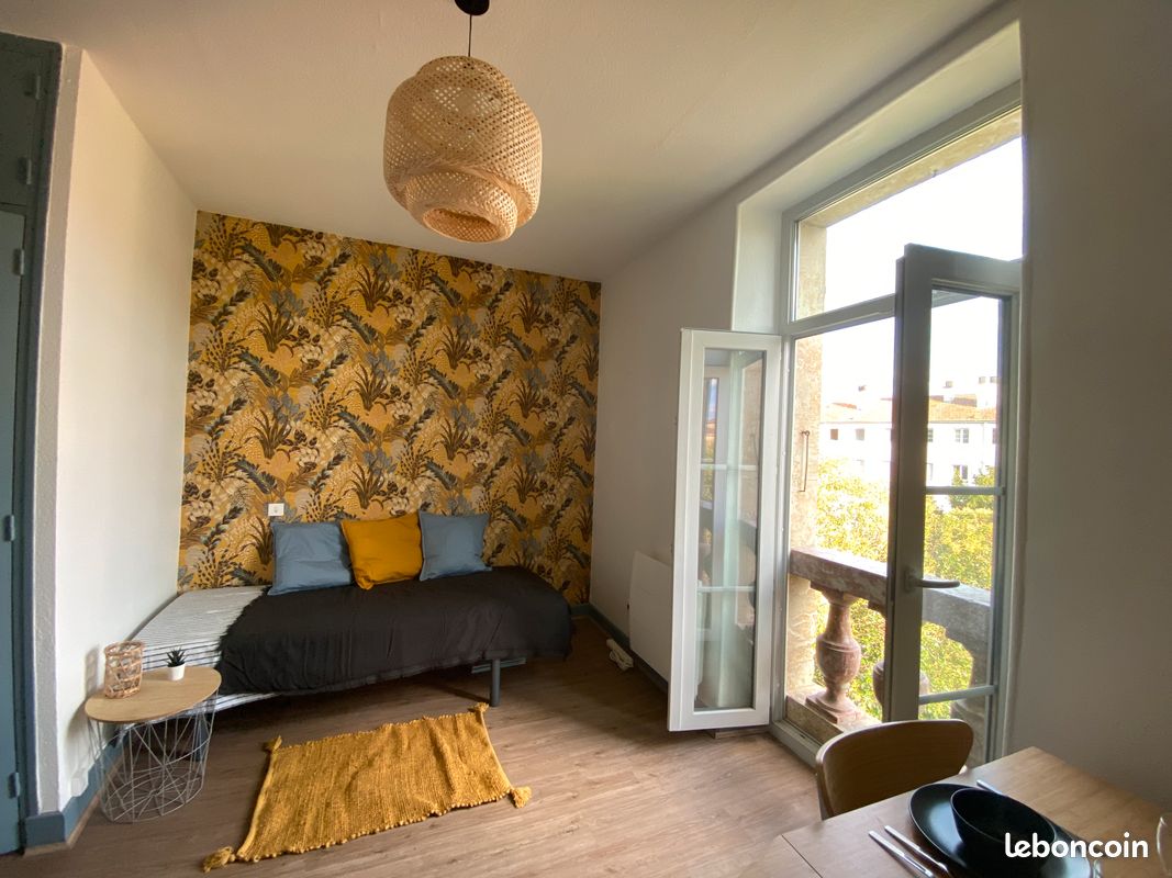 Appartement 1 pièce 18 m² · à Auch · 18 m² · 350 €