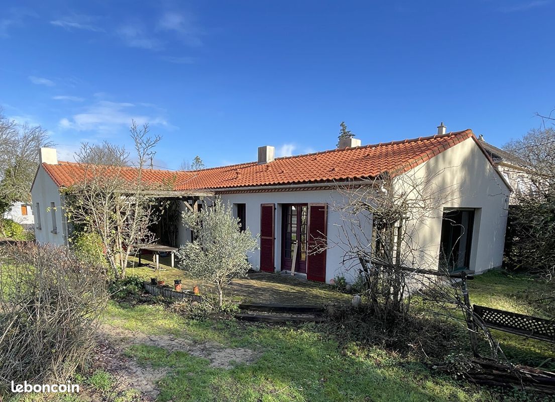 Maison 6 pièces 157 m² · à La Chevrolière · 157 m² · 341 250 €