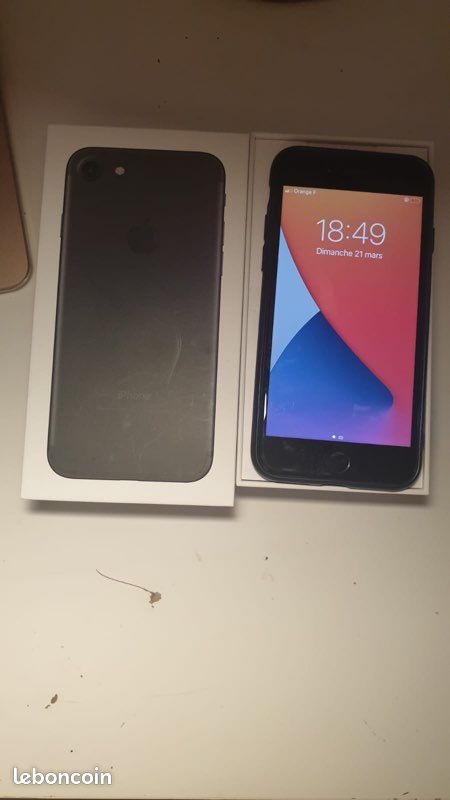 IPhone 7 (image 2)